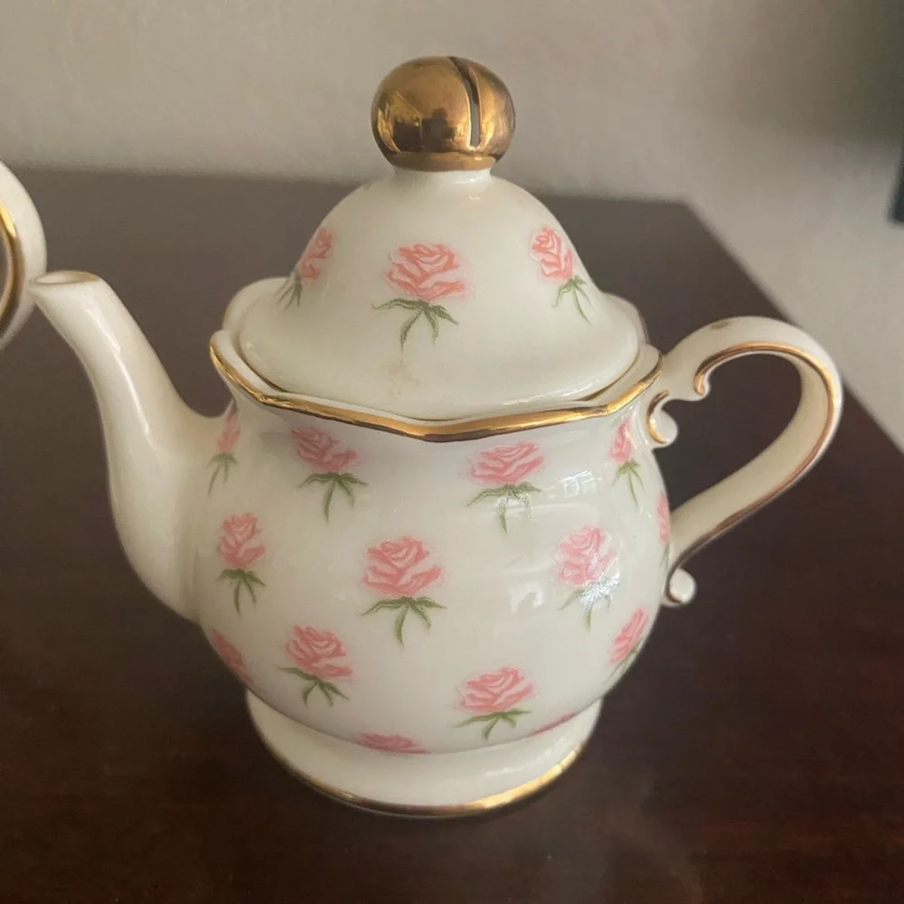 Vintage, Set of 4, Retired Party Lite, Romantic Chic Teapot Tea light Holders - Picture 9 of 11